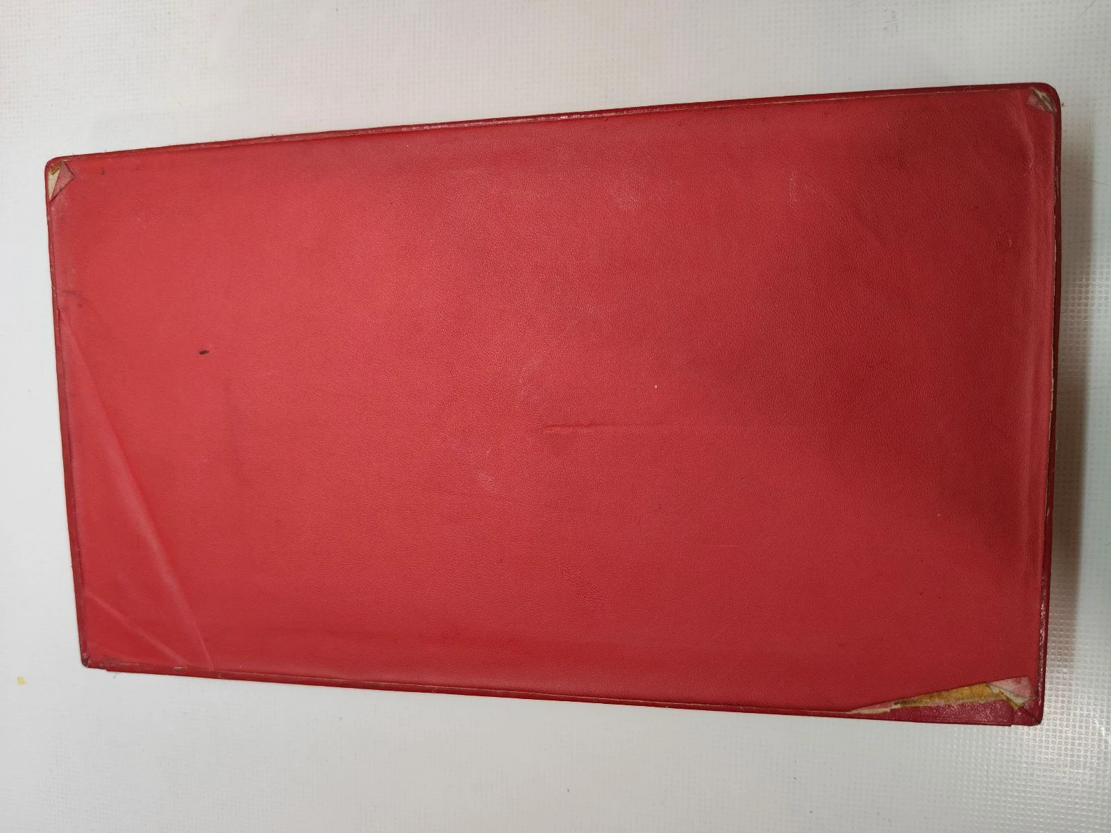 De HuntsMan-Rode lederen doos poker, domino, 2 gestandaardiseerde kaartenpakken, fiches in 4 kleuren en opvouwbare rode lederen beker – photo 10